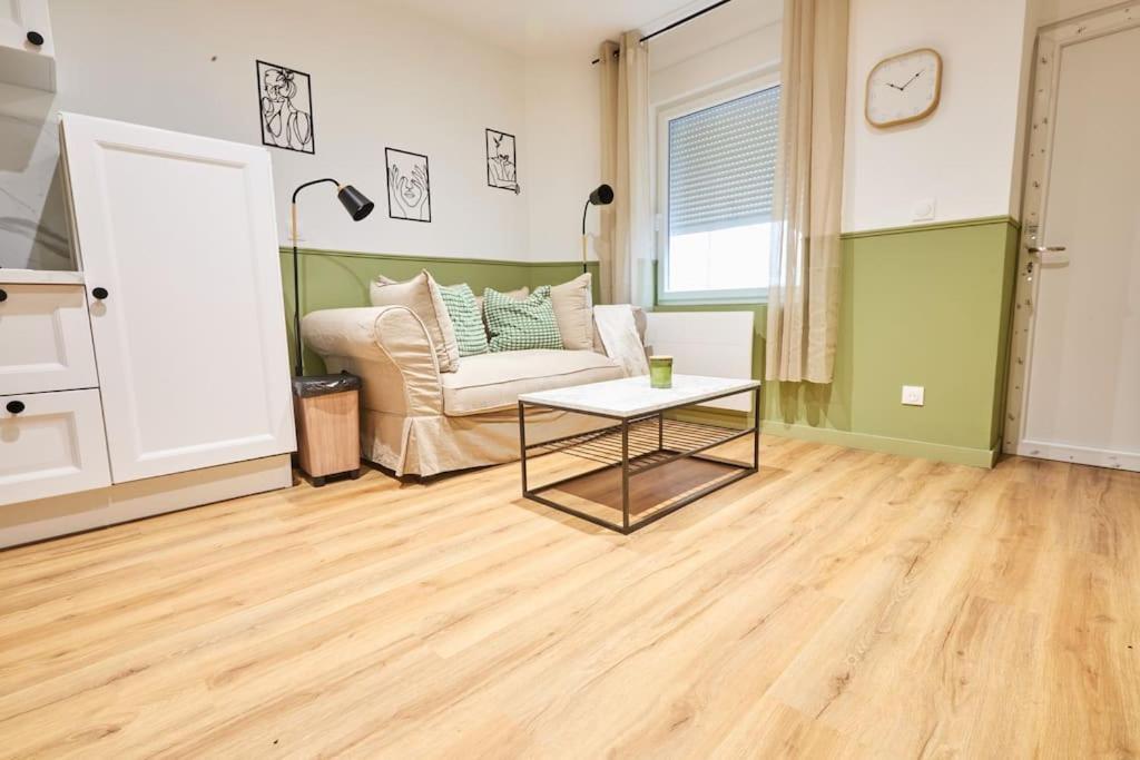 Nouveaute ! Lille T3 Avec Decor Moderne, Wifi Luaran gambar